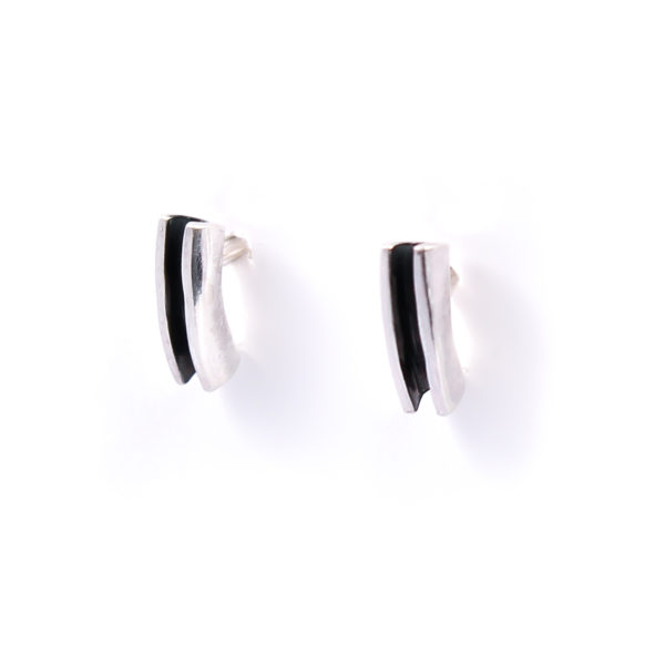 Silver line studs