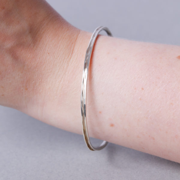 Slim silver forged bangle - Image 3